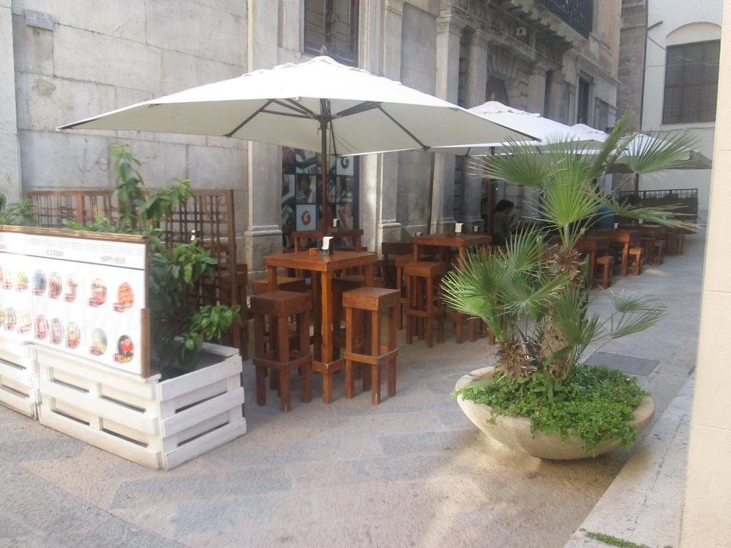 Corso Vittorio Apartment Trapani Exterior photo