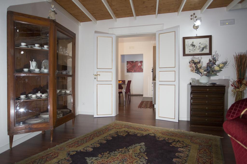 Corso Vittorio Apartment Trapani Exterior photo